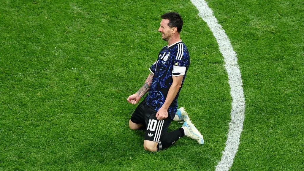 Messi has work to catch Mbappé for the Golden Boot. A 3rd Golden Ball is in reach in