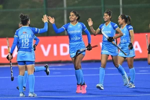 Indian hockey teams switch from blue to saffron jersey for World Cup; HI defends