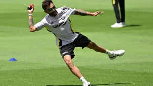 Virat's intensity inspires 5 others to stretch limits when fielding with him: T Dilip