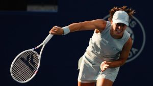 Seventh-seeded Iga Swiatek beat second-seeded Elena Rybakina 6-2, 6-3 on Thursday August 13