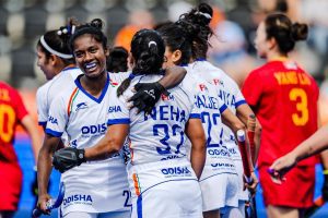 India's inexperience hurts it in a stalemate against China