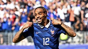 Liverpool finalise agreement to sign PSG's Barcola in deal worth up to £123 million, reports say