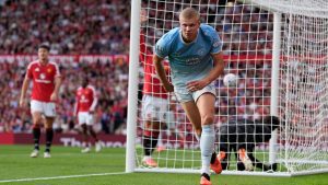 10-man City beats United; Yamal stars for Barcelona: result and decisive moments