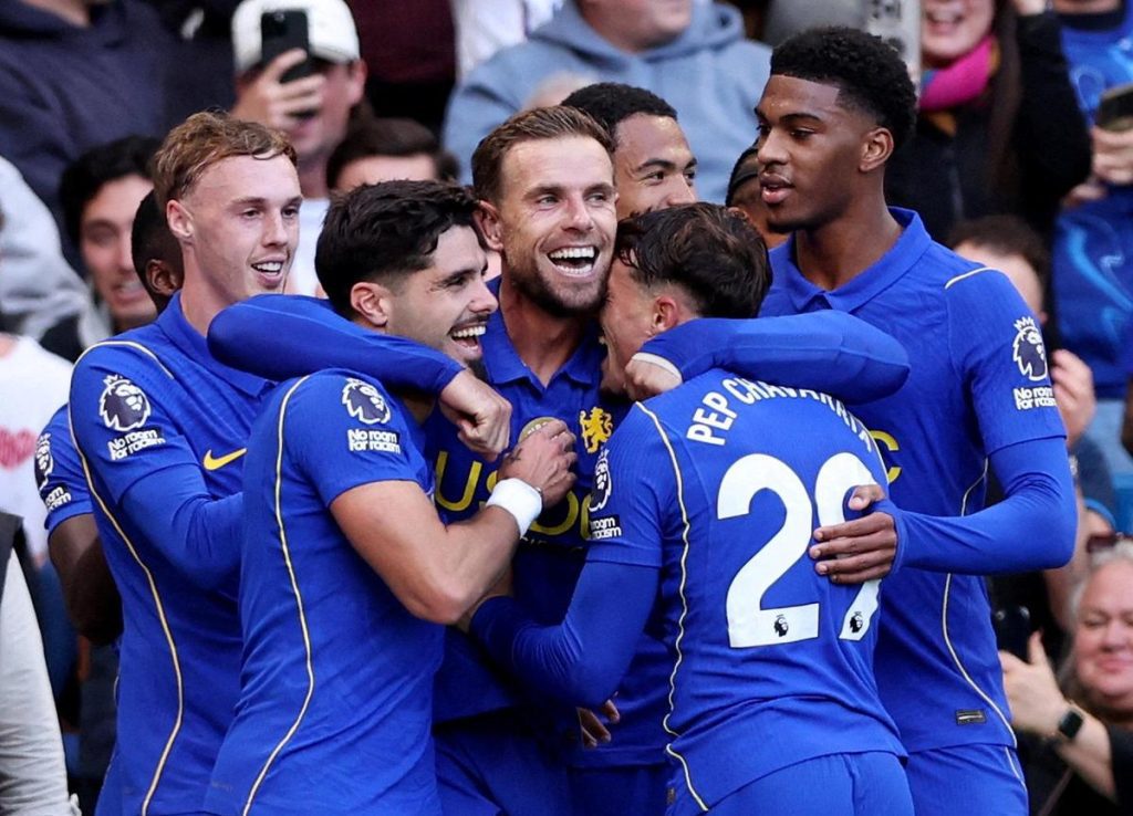 Guimaraes grabs winner as Arsenal rally to beat Leeds: result and decisive moments