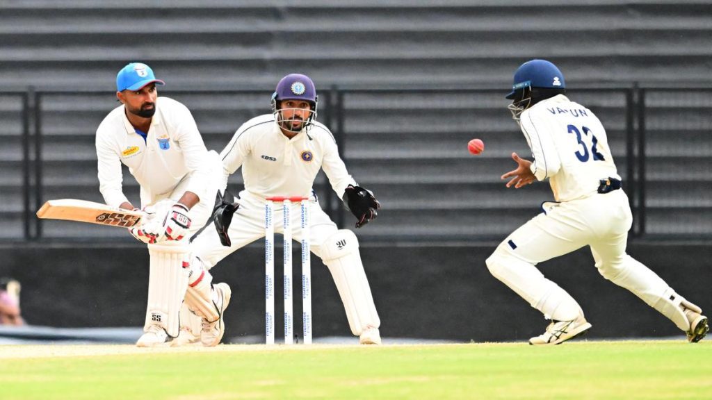 Jalaj's late strikes boost Kerala's push for victory — Ranji Trophy