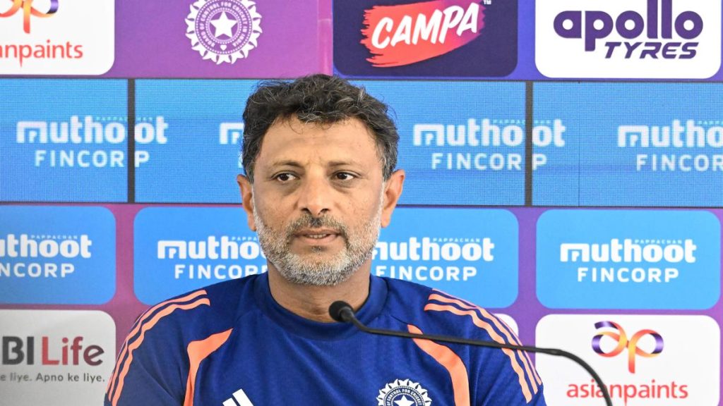 Sitanshu Kotak lauds Samson, Abhishek's 'fearless attitude' and mind-control — IND vs NZ T20I series