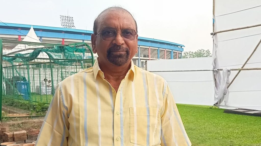 Ashis Sinha isn’t too pleased to see the Kerala bowlers toiling on the lifeless wicket